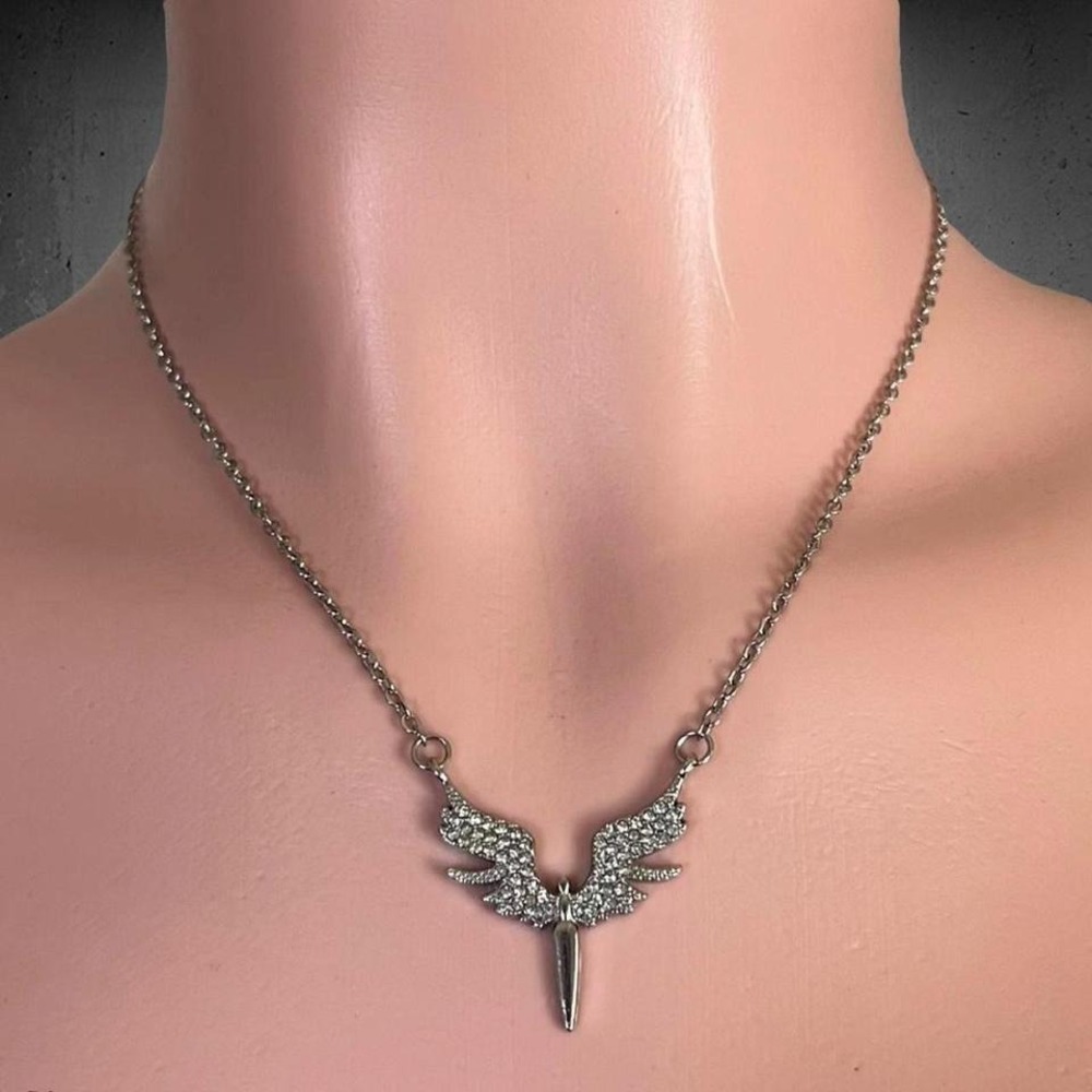 Stainless steel angel wing necklace